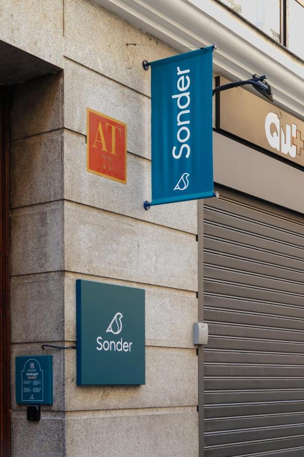 Sonder Santa Ana Aparthotel Мадрид Екстериор снимка