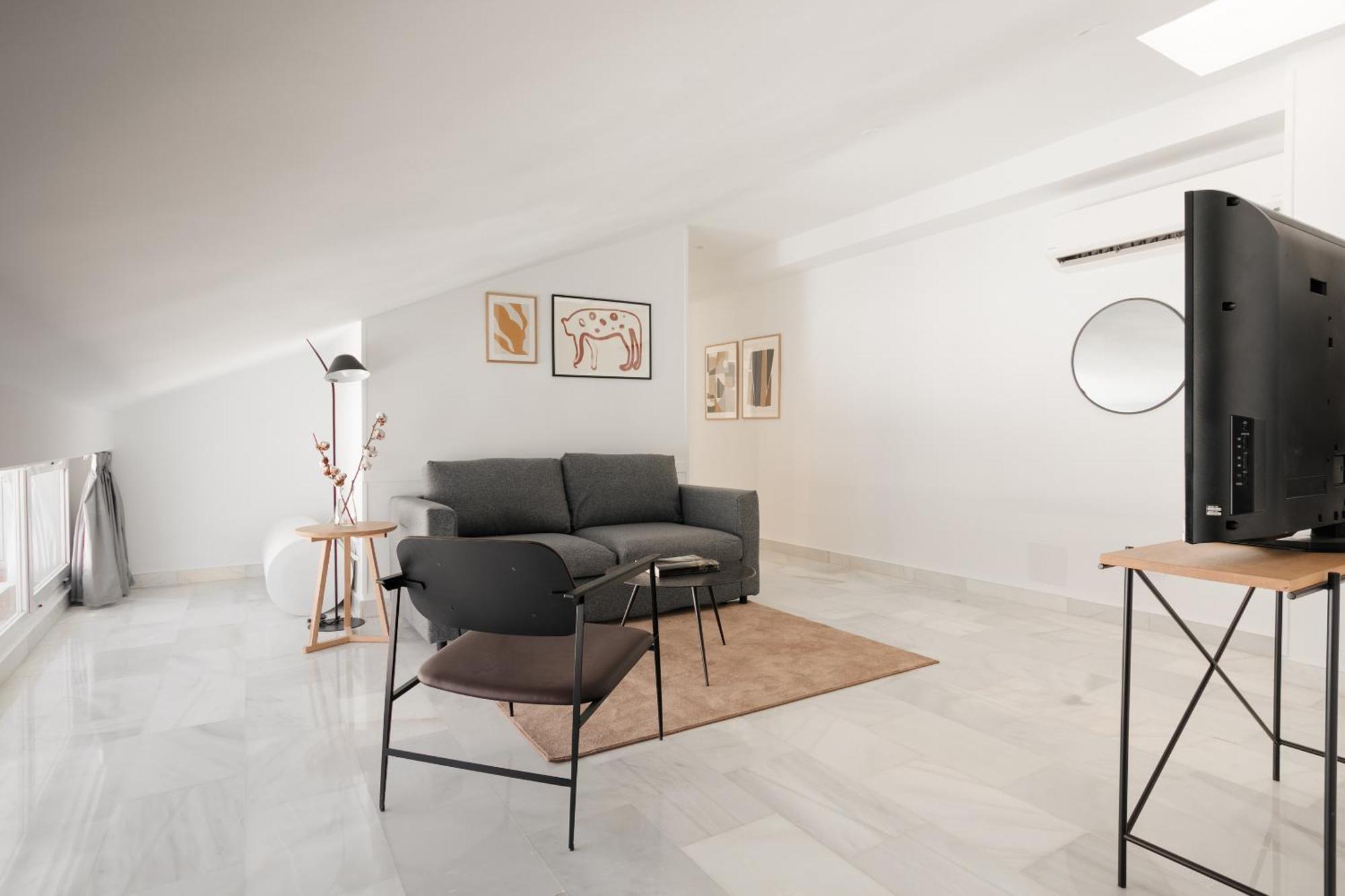 Sonder Santa Ana Aparthotel Мадрид Екстериор снимка
