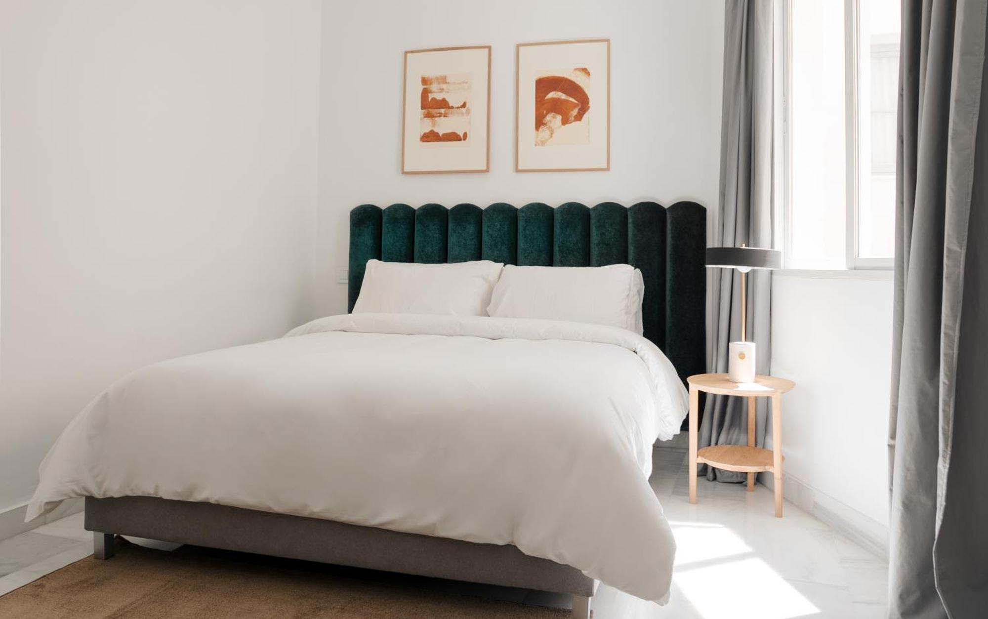 Sonder Santa Ana Aparthotel Мадрид Екстериор снимка