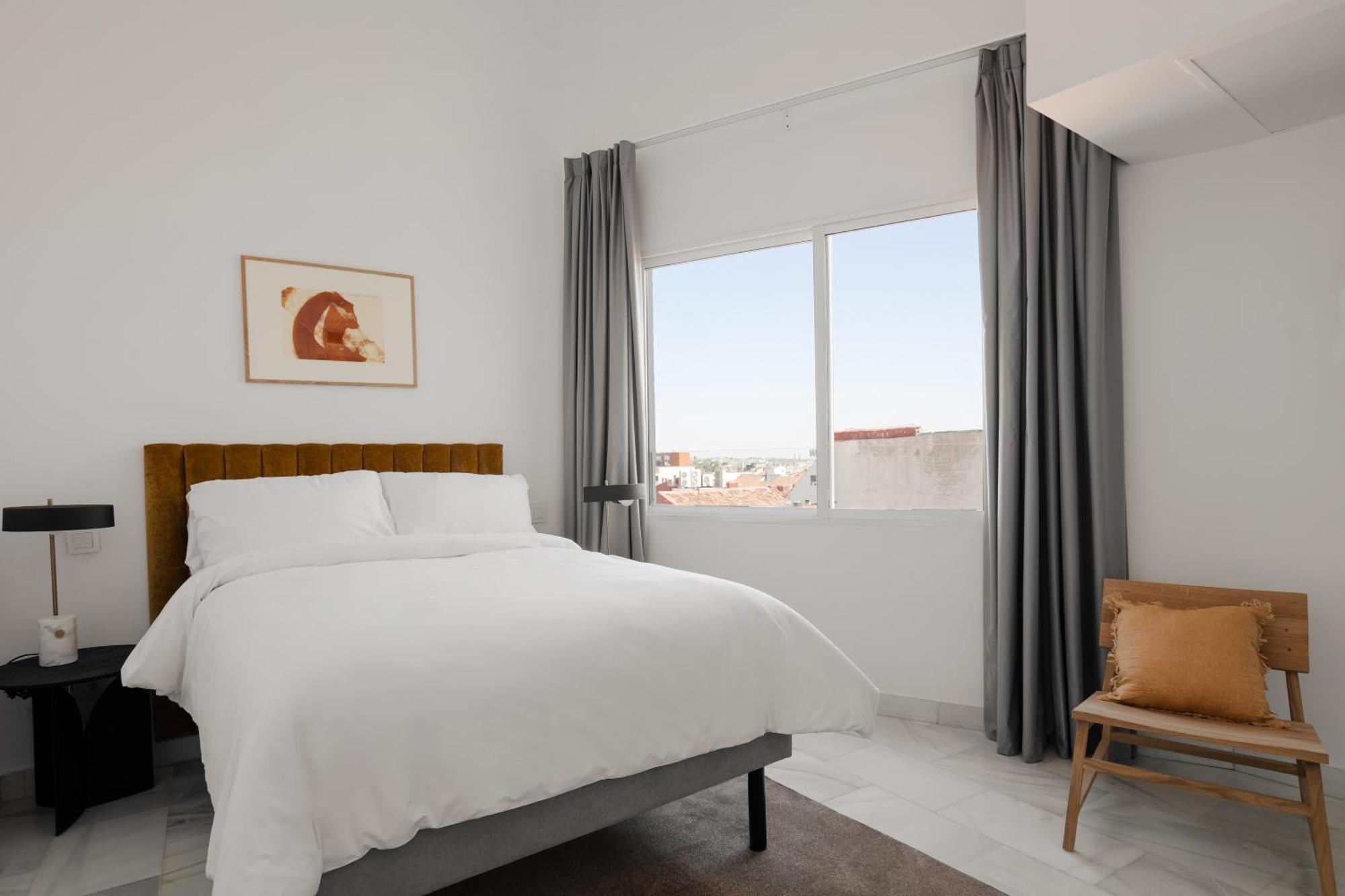 Sonder Santa Ana Aparthotel Мадрид Екстериор снимка